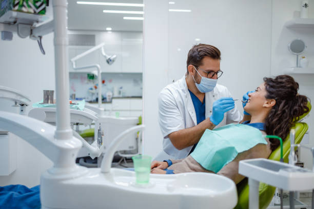 Best Root Canal Treatment  in Harbor Bluffs, FL